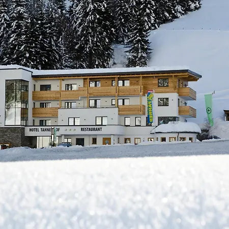 Hotel Tannenhof 3*