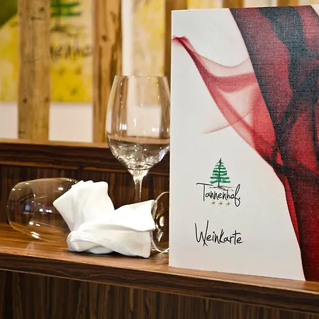 Hotel Tannenhof 3*